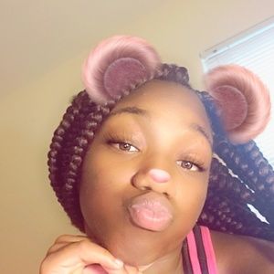 Meet your Posher, Veronica